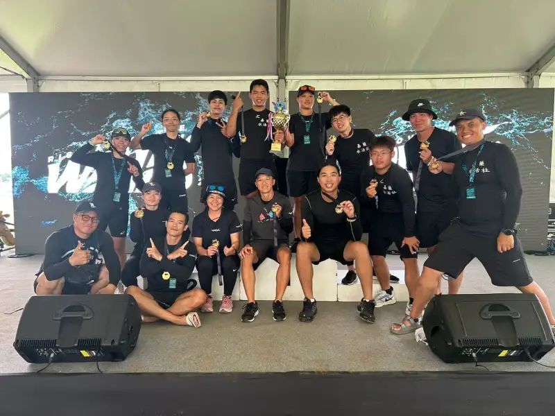 嘉藥水上活動社創佳績！ 勇奪新加坡國際龍舟賽冠軍