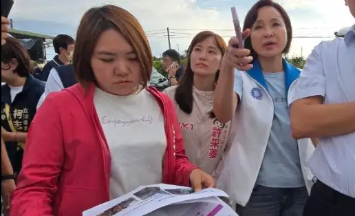 市議員邱于軒指出,美濃大峽谷事件雖喚醒高雄市政府部分「認知功能」,卻造成營建廢棄土石清運作業全面停擺,影響工程進度。(記者吳文生攝)