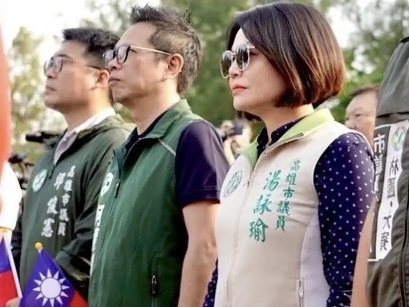 湯詠瑜國慶日出席澄清湖升旗典禮　走訪果嶺自然公園傾聽民意