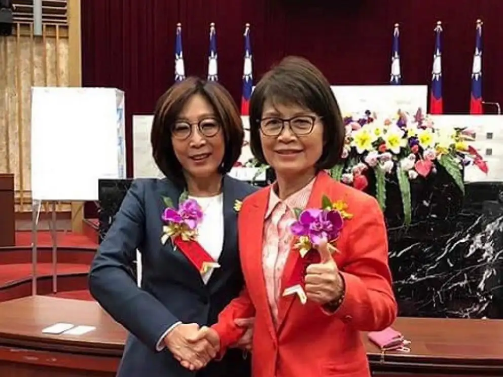 高雄市議長康裕成表示，女孩的潛力無可限量，女性正以堅韌力量影響社會各層面。（高雄市議會提供）