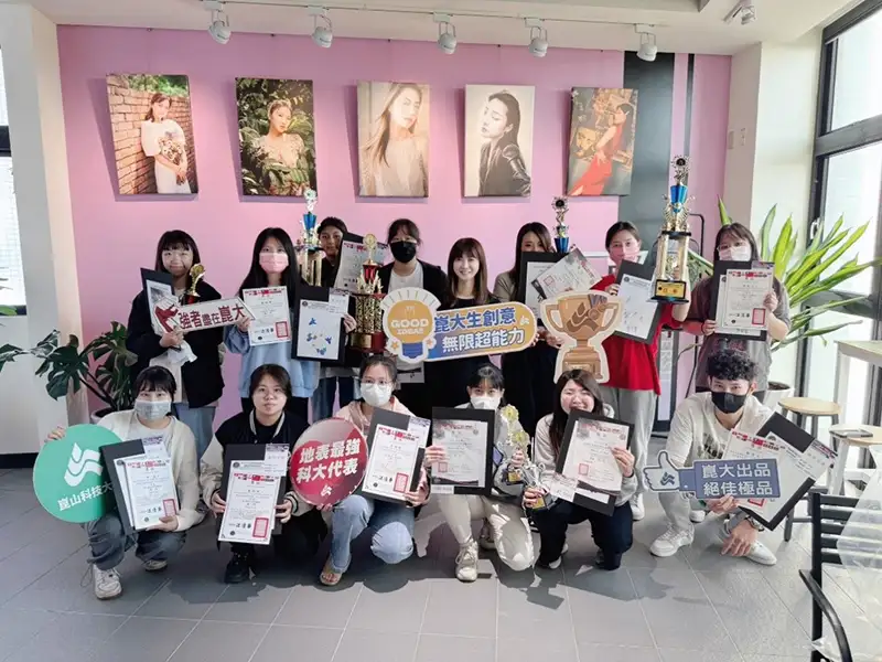 參與第二專長班的學生們在競賽中大放異彩。(圖/崑山科技大學 提供)