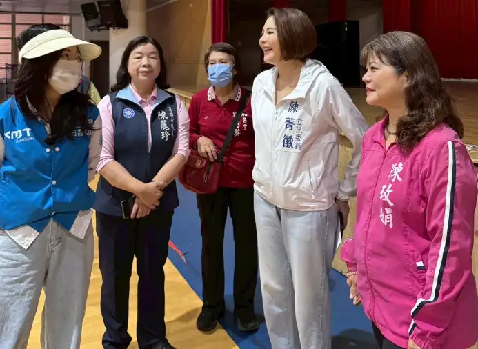 立委陳菁徽強調,「窮不能窮教育,苦不能苦孩子」,校園安全是最高原則。(記者吳文生翻攝)