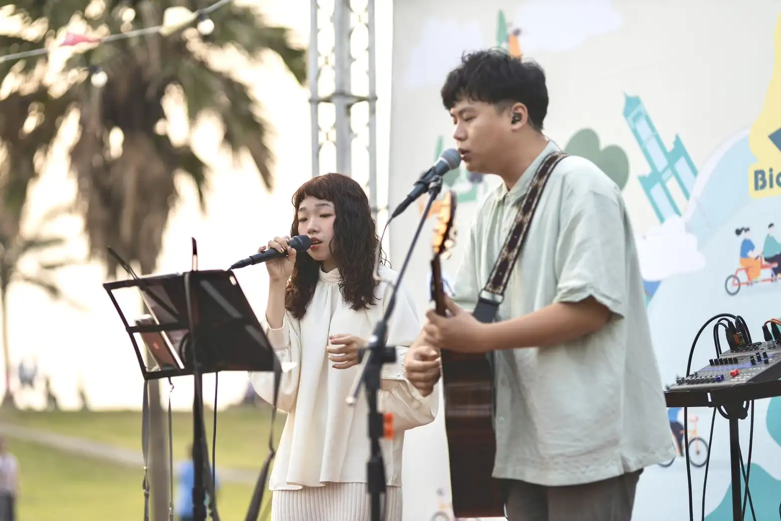 高雄乘風而騎活動最終場將於11月8日走訪林園，暢遊山線與海線單車路線，毛小孩與飼主也能一起參加「毛起來玩」活動。（觀光局提供）