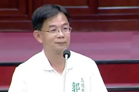 市議員郭建盟表示，高雄若長期僅扮演外來IP展示平台，將削弱自身文化敘事力與城市辨識度。（記者吳文生攝）