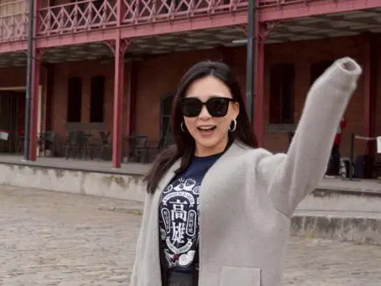 高雄市議員白喬茵表示，高雄港口具備獨特魅力，建議借鏡日本橫濱再生經驗，提升港區觀光吸引力。（取自白喬茵臉書）