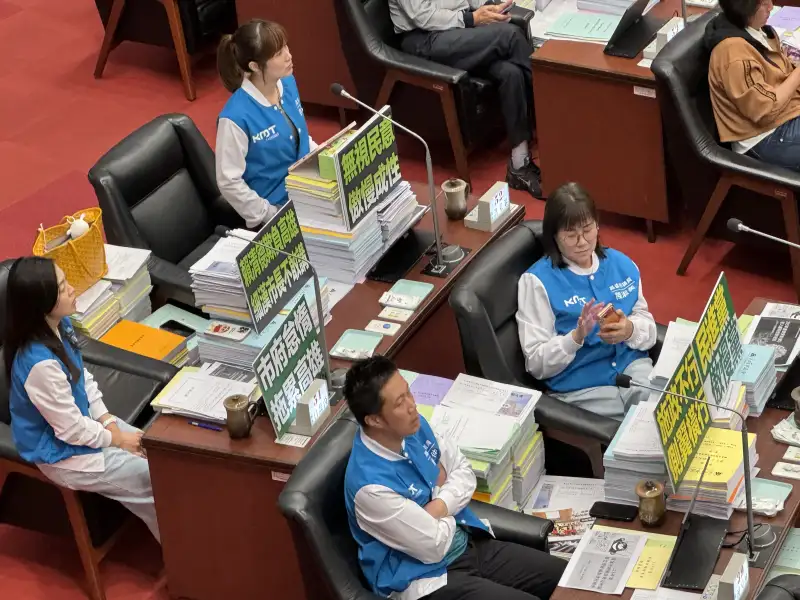 國民黨團批高市府施政無力　指市政管理混亂、官員態度傲慢