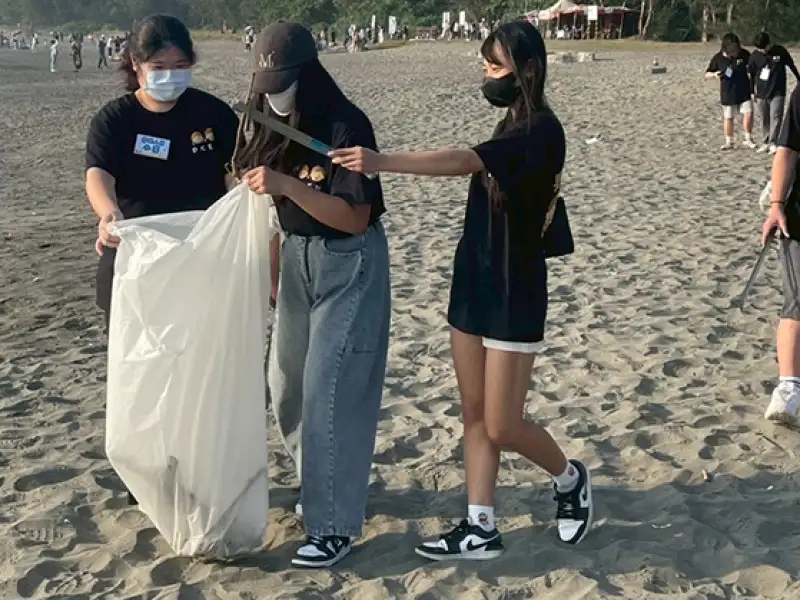 嘉藥幼保系淨灘行動 用行動守護海洋